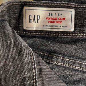 Gap Jeans, Vintage Slim High Rise 28 P